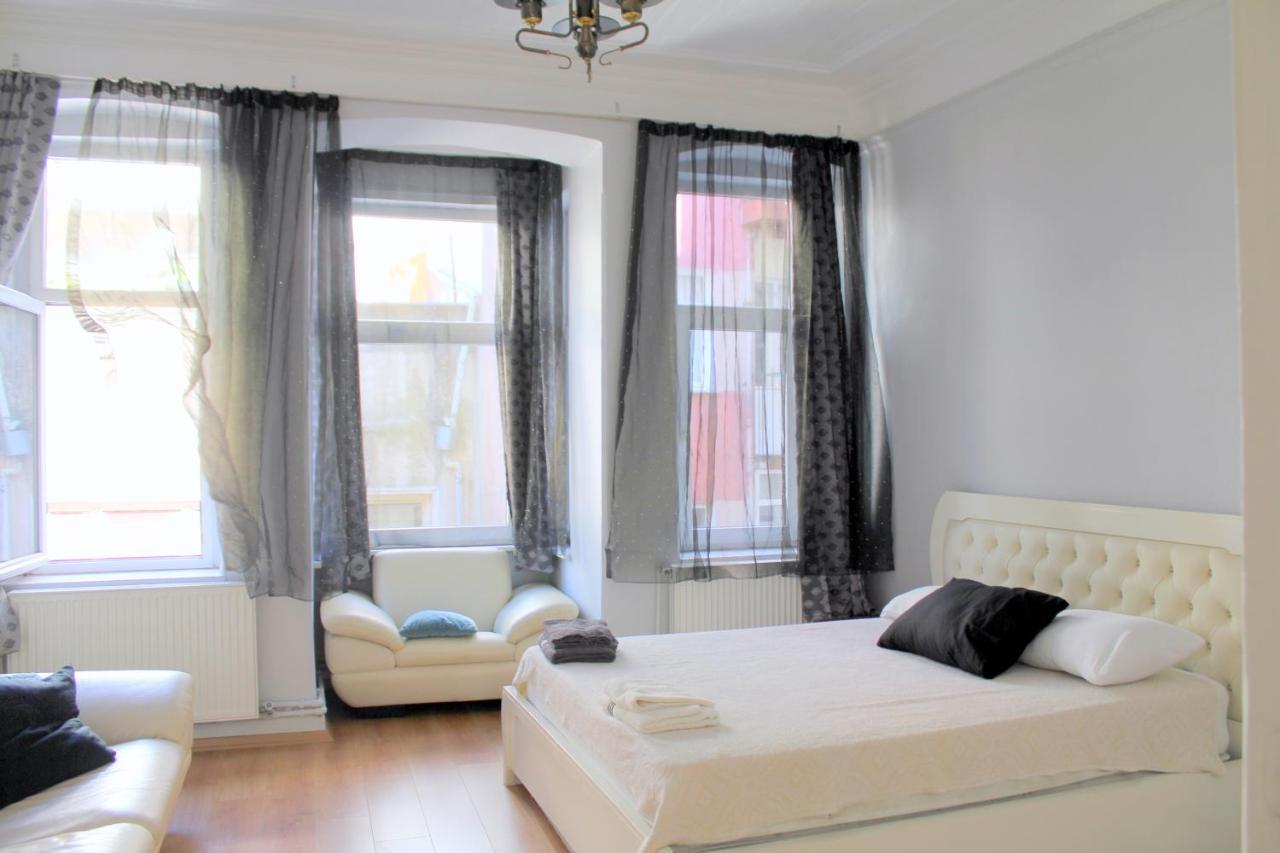 For Those Who Want To Be Close To Beyoglu Istiklal Street Lägenhet Istanbul Exteriör bild