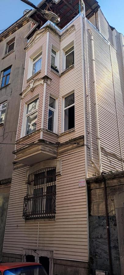 For Those Who Want To Be Close To Beyoglu Istiklal Street Lägenhet Istanbul Exteriör bild